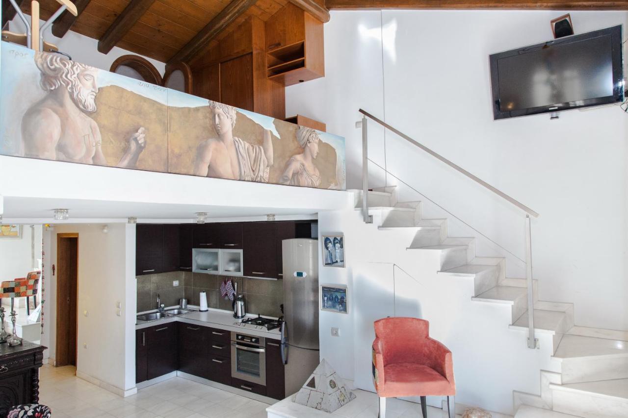 Unique Apt W/ Veranda Walking Distance To Sites Apartment Athens Ngoại thất bức ảnh
