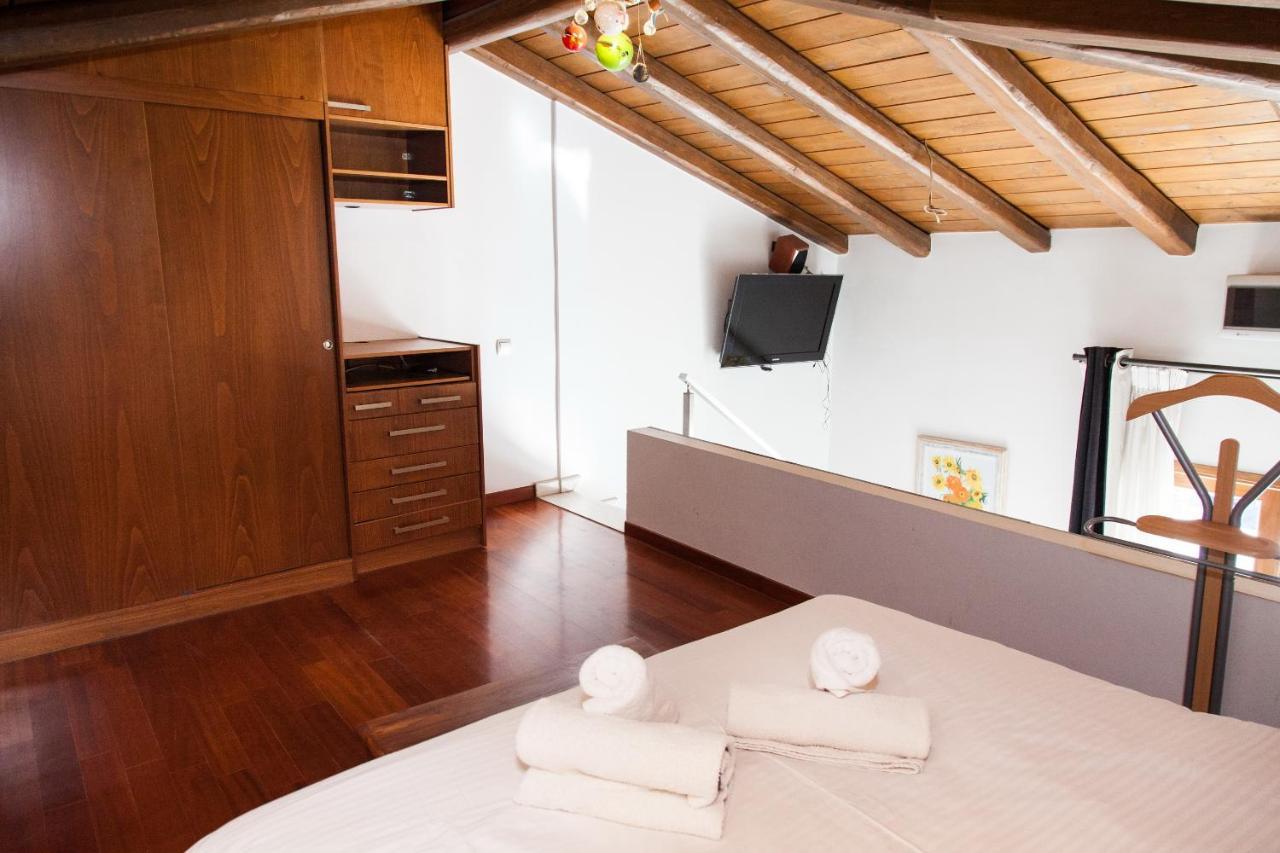 Unique Apt W/ Veranda Walking Distance To Sites Apartment Athens Ngoại thất bức ảnh