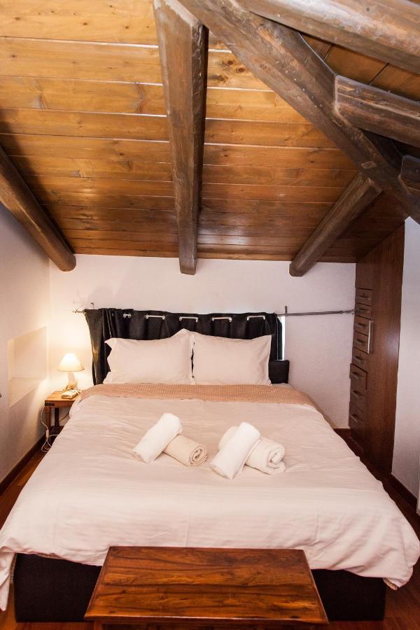 Unique Apt W/ Veranda Walking Distance To Sites Apartment Athens Ngoại thất bức ảnh